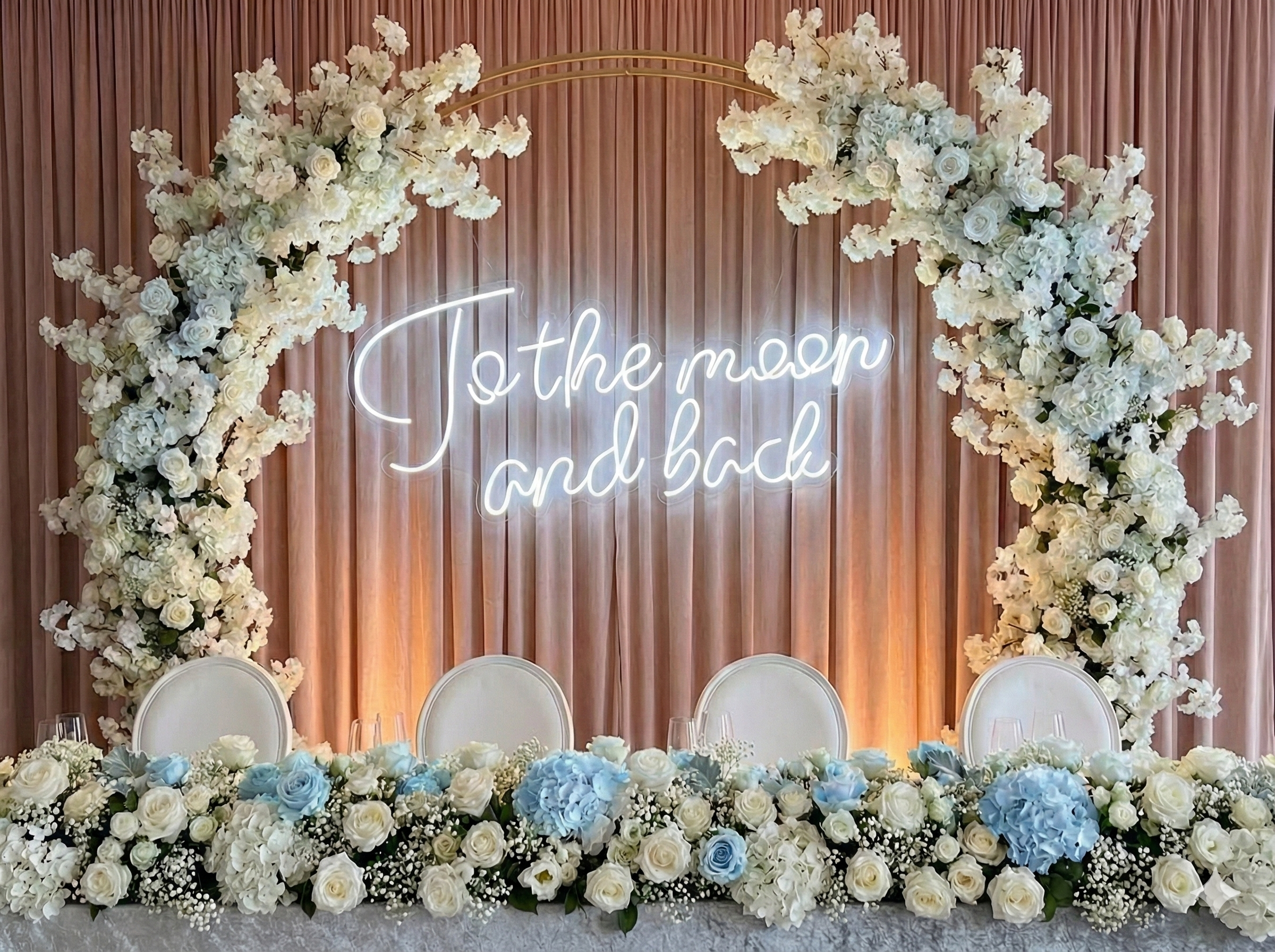 Neon LED "To the Moon and Back"