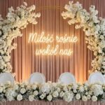 Neon Miłość rośnie wokół nas napis LED na wesele